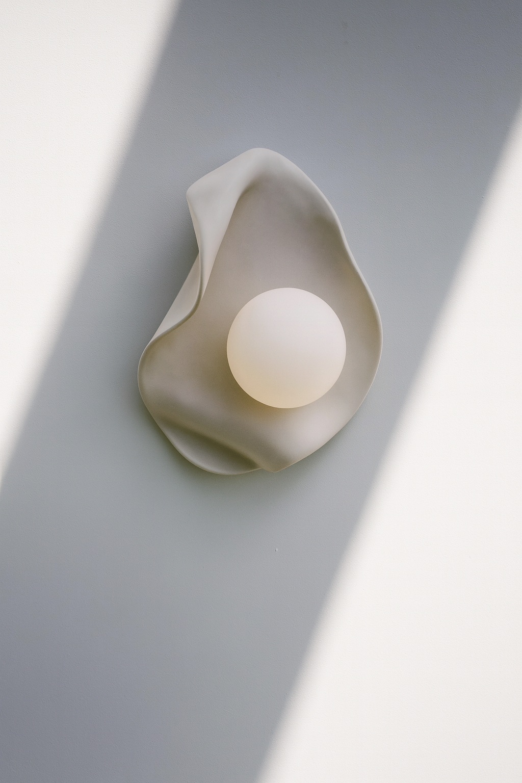 Arandela Artesanal com Globo de Vidro