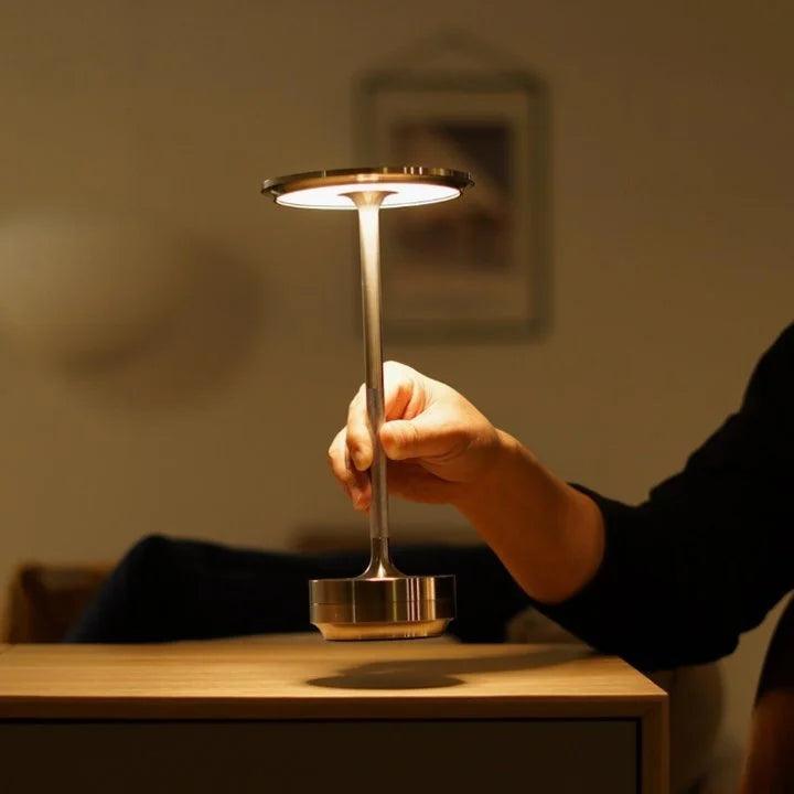 Luminária com Sensor de Toque LED - STOA HOME DESIGN