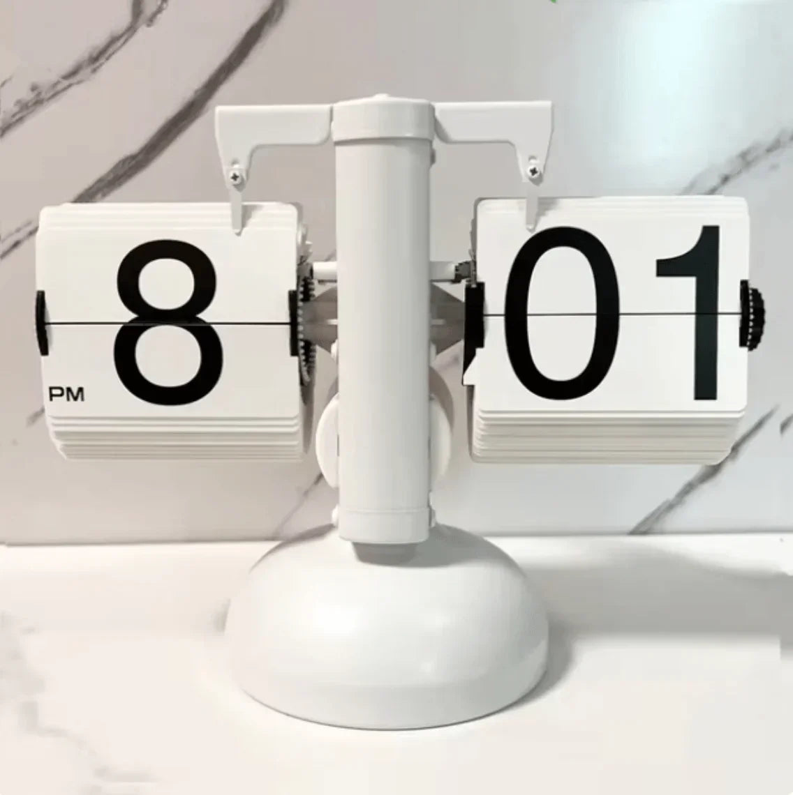 Relógio de Mesa Página Flip Branco - STOA HOME DESIGN