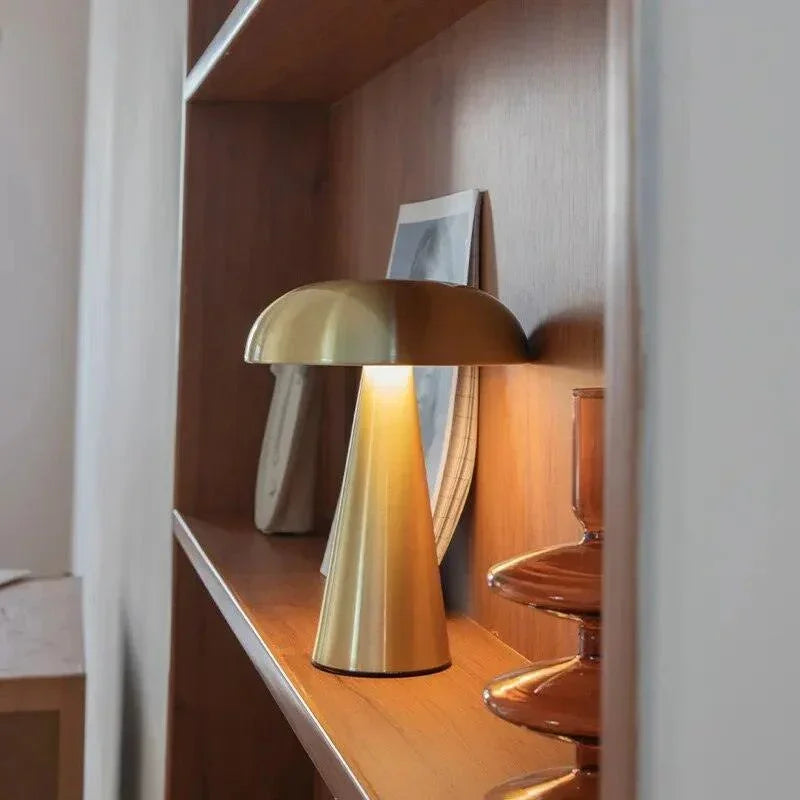 Luminária Design Moderno Dourada - STOA HOME DESIGN