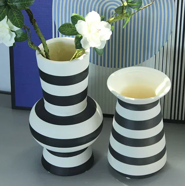 Vaso Listrado Preto e Branco - STOA HOME DESIGN