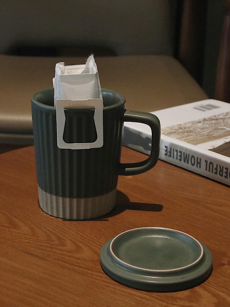 Caneca Japandi de Cerâmica - STOA HOME DESIGN